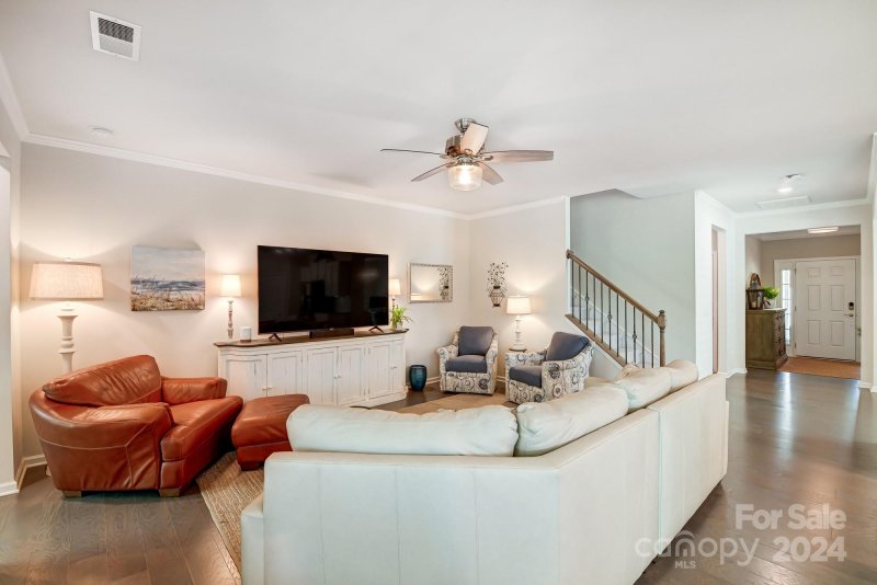 Property image 5 at 813 Botticelli Court, Mount Holly, NC 28120