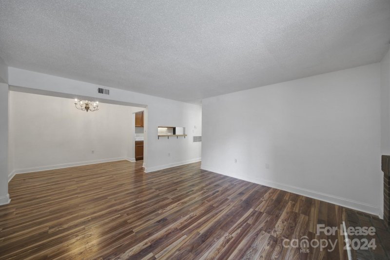 Property image 5 at 4906 Sardis Road, Charlotte, NC 28270