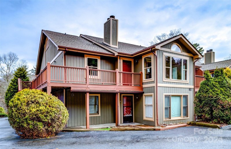 Property image 3 at 131 Glen Burney Avenue, Blowing Rock, NC 28605