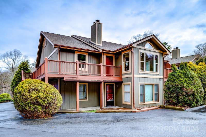 Property image 5 at 131 Glen Burney Avenue, Blowing Rock, NC 28605