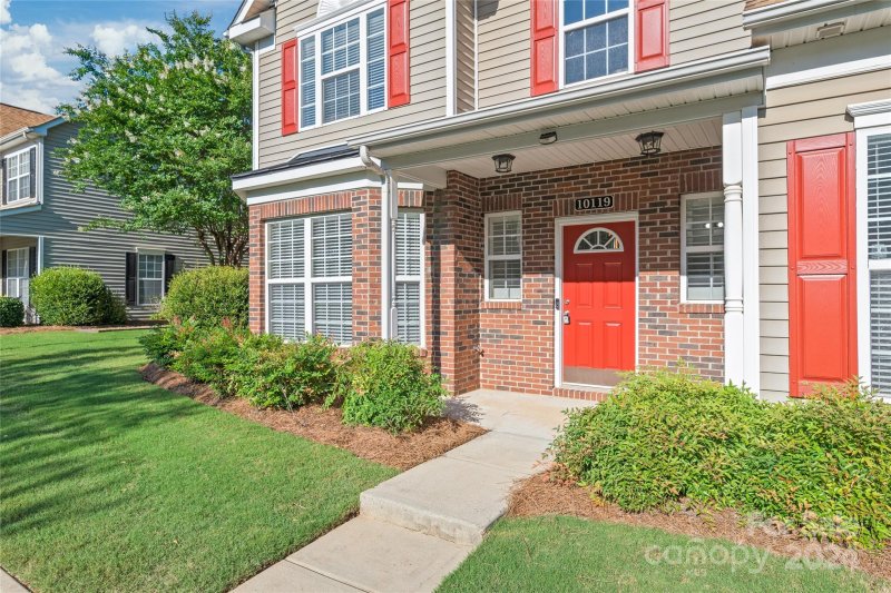 Property image 3 at 10119 Oxford Landing Lane, Charlotte, NC 28270