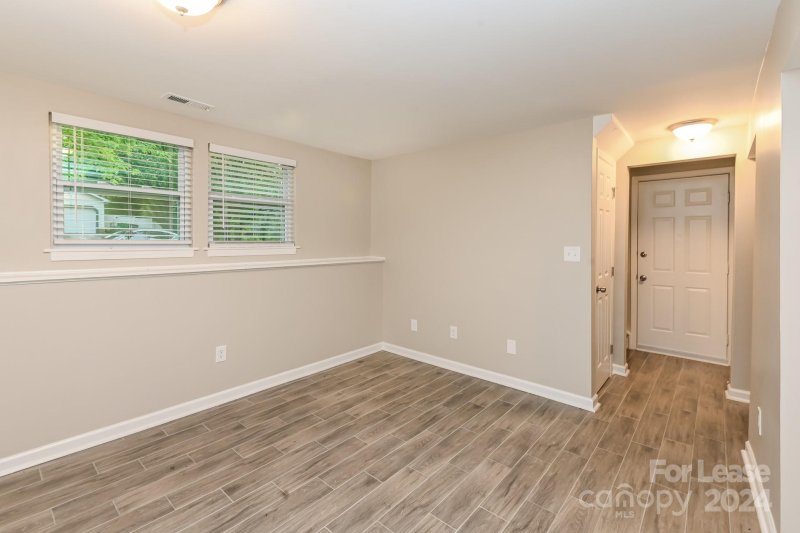 Property image 5 at 2014 Rothmullan Drive, Charlotte, NC 28262