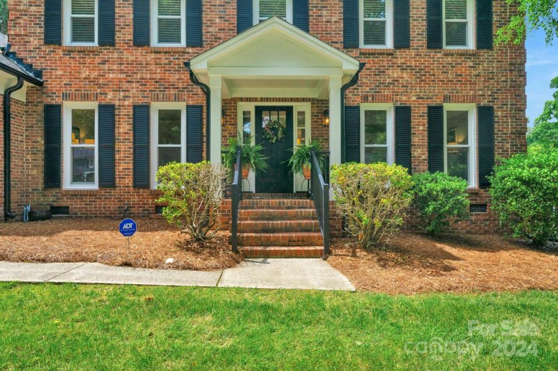 Property image 5 at 2916 Rock Springs Road, Charlotte, NC 28226