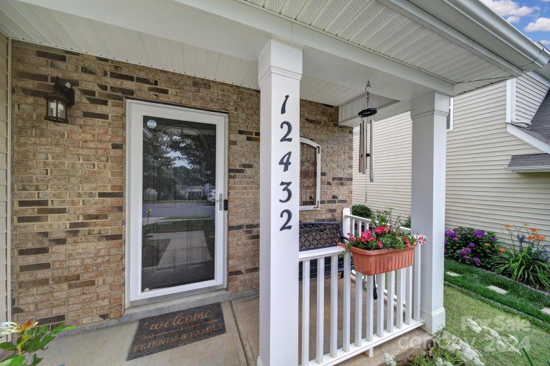 Property image 2 at 12432 Caracara Court, Charlotte, NC 28278