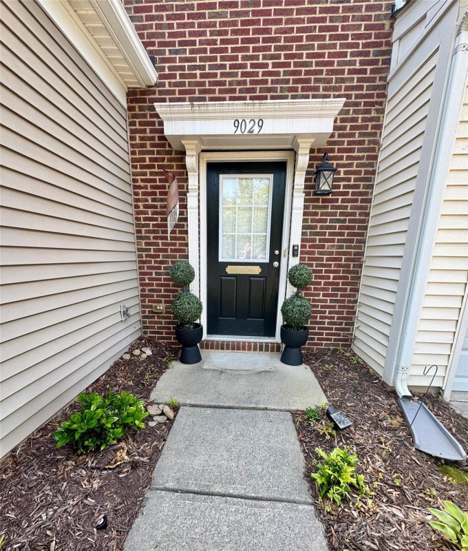Property image 2 at 9029 Bishop Crest Lane, Charlotte, NC 28277