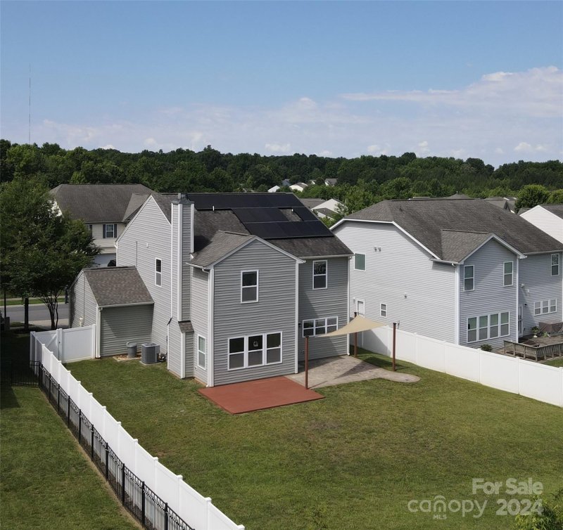 Property image 3 at 2513 Impatien Drive, Charlotte, NC 28215