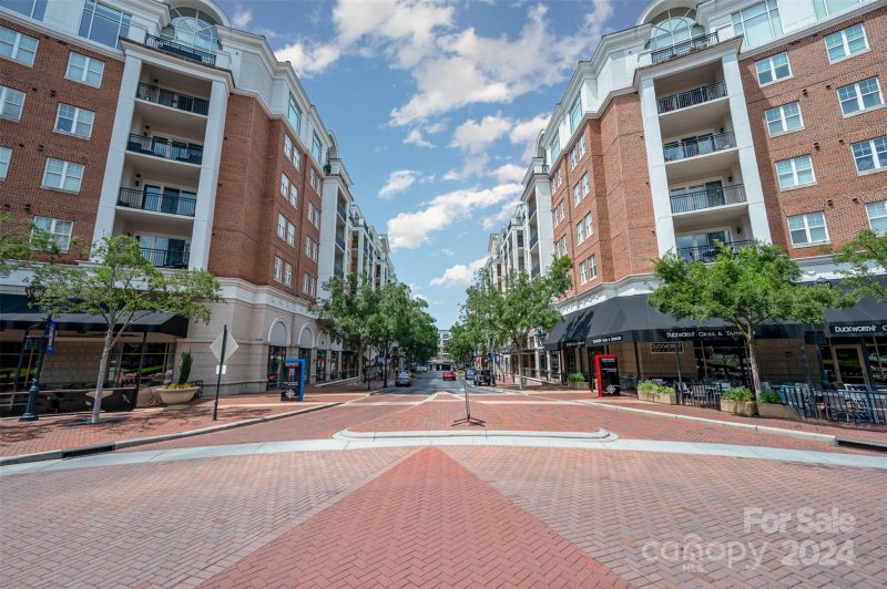 Property image 2 at 4625 Piedmont Row Drive, Charlotte, NC 28210