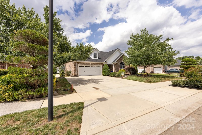 Property image 2 at 801 Juanita Drive, Concord, NC 28027