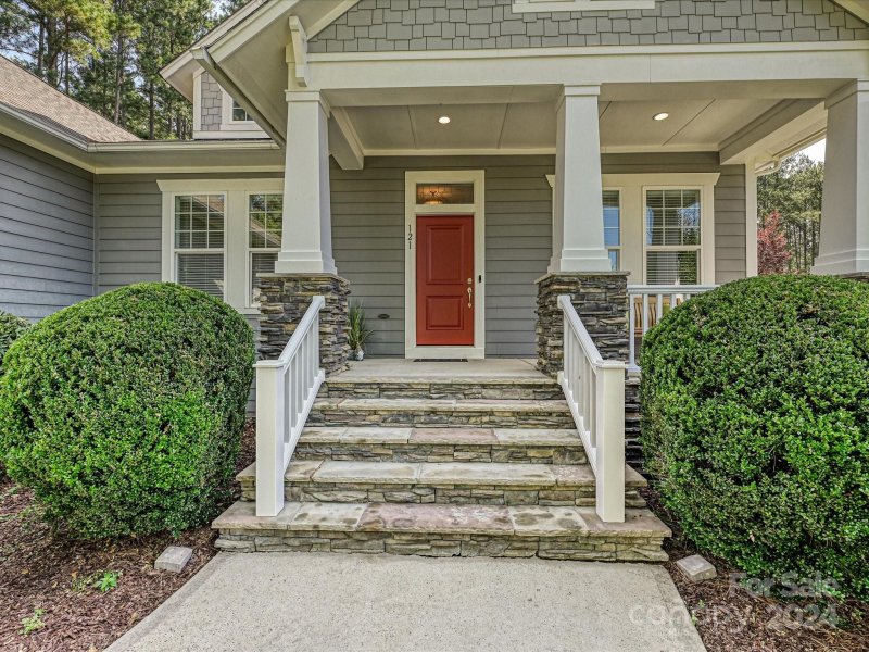 Property image 2 at 121 Heron Cove Drive, Mount Holly, NC 28120