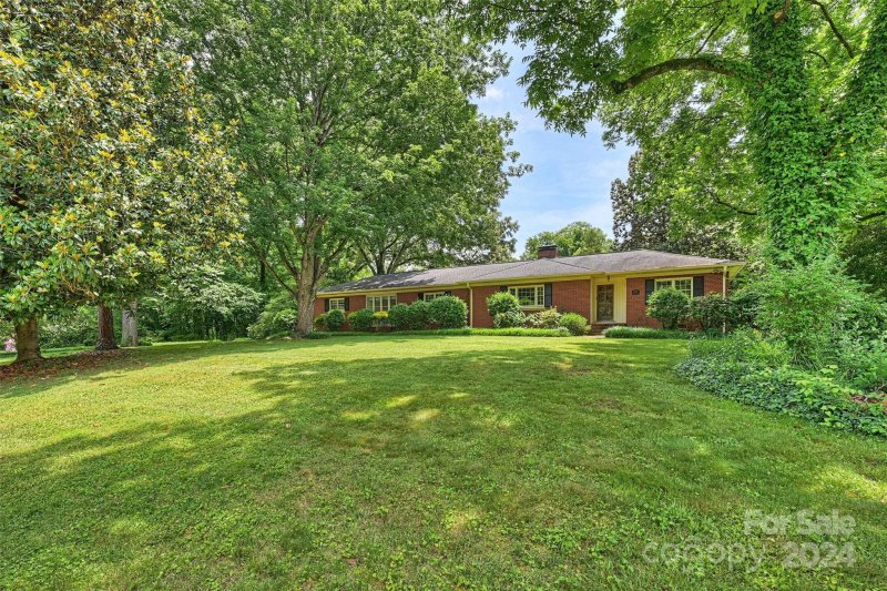 Property image 2 at 5925 Lansing Drive, Charlotte, NC 28270