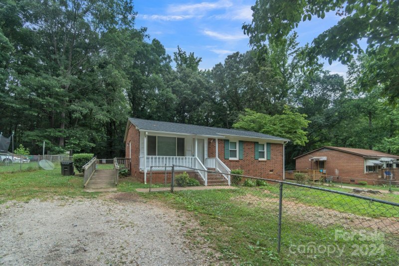 Property image 4 at 121 Hickory Lane, York, SC 29745