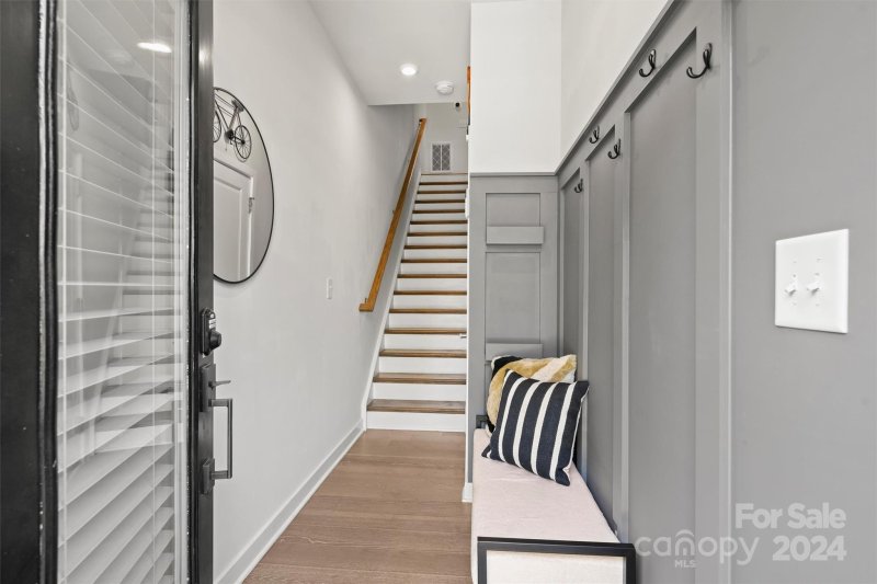 Property image 3 at 506 Billingsley Road, Charlotte, NC 28211