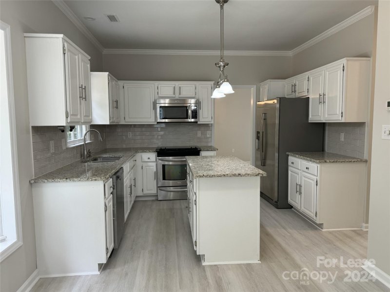 Property image 3 at 129 Southhaven Drive, Mooresville, NC 28117