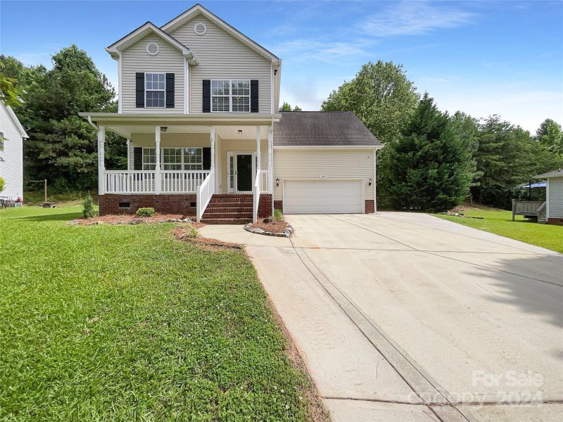 315 Lone Tree Lane