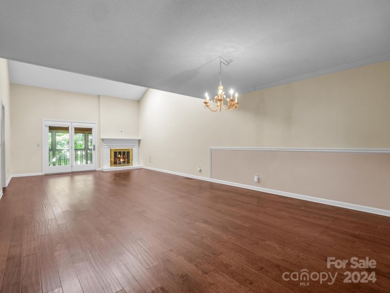 Property image 3 at 103 Chinquapin Oak Lane, Hendersonville, NC 28791
