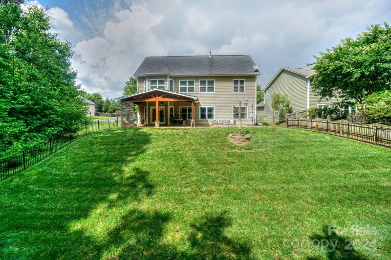 Property image 4 at 10140 Falling Leaf Drive, Concord, NC 28027