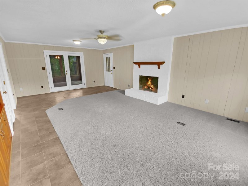 Property image 3 at 1046 Owen Boulevard, Charlotte, NC 28213