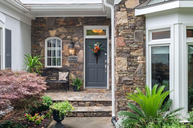 Property image 2 at 16308 Autumn Creek Court, Charlotte, NC 28278