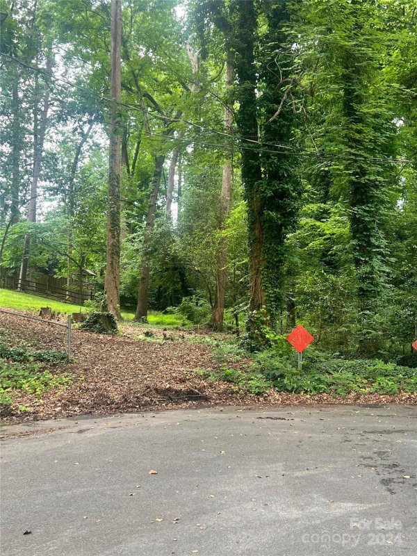 Property image 4 at 830 Dudley Drive, Charlotte, NC 28205