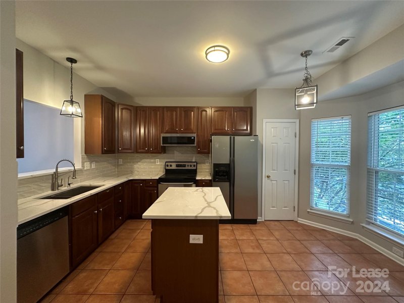 Property image 4 at 8055 Bristle Toe Lane, Charlotte, NC 28277