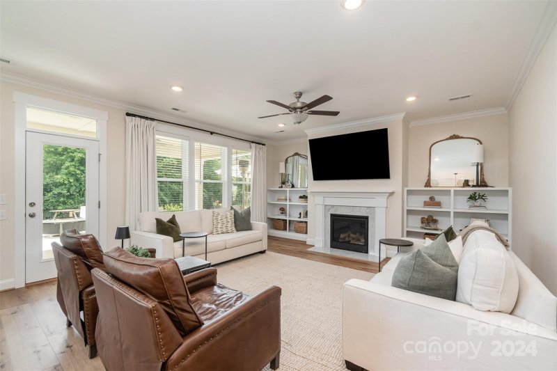 Property image 3 at 6112 Sandy Point Lane, Belmont, NC 28012