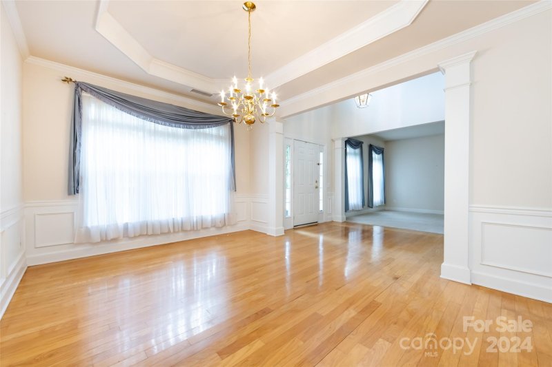 Property image 4 at 11009 Knight Castle Drive, Charlotte, NC 28277