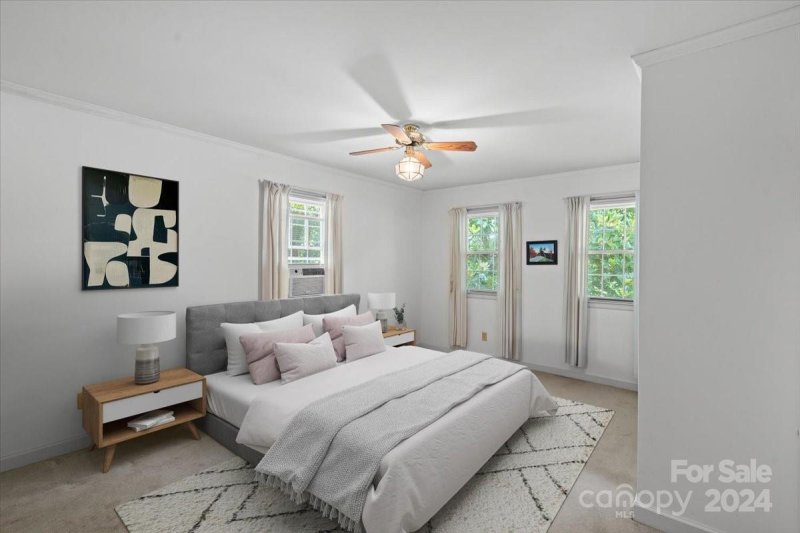 Property image 3 at 6639 Pencade Lane, Charlotte, NC 28215