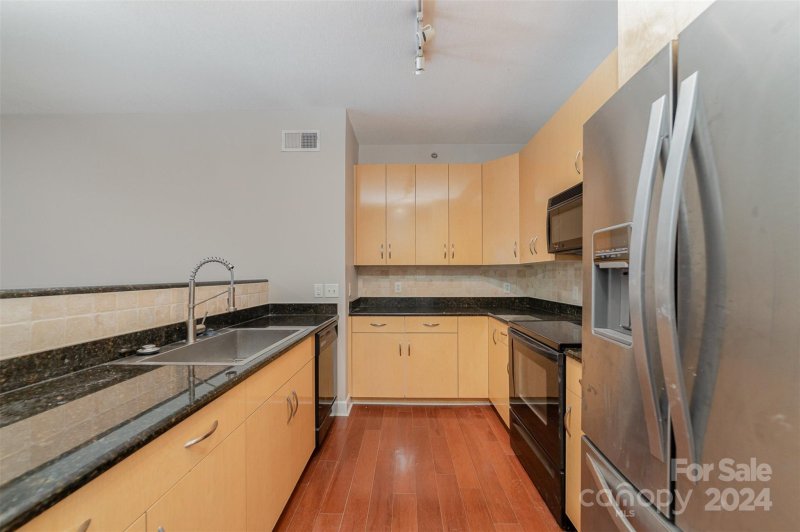 Property image 5 at 1320 Fillmore Avenue, Charlotte, NC 28203