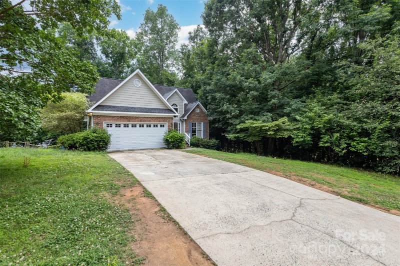 Property image 3 at 5405 Branch Street, Charlotte, NC 28215
