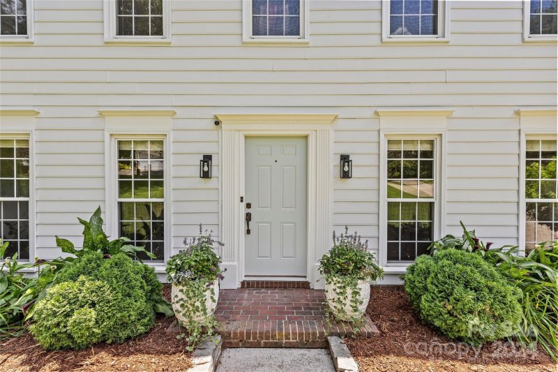 Property image 2 at 9637 Stoney Hill Lane, Charlotte, NC 28277