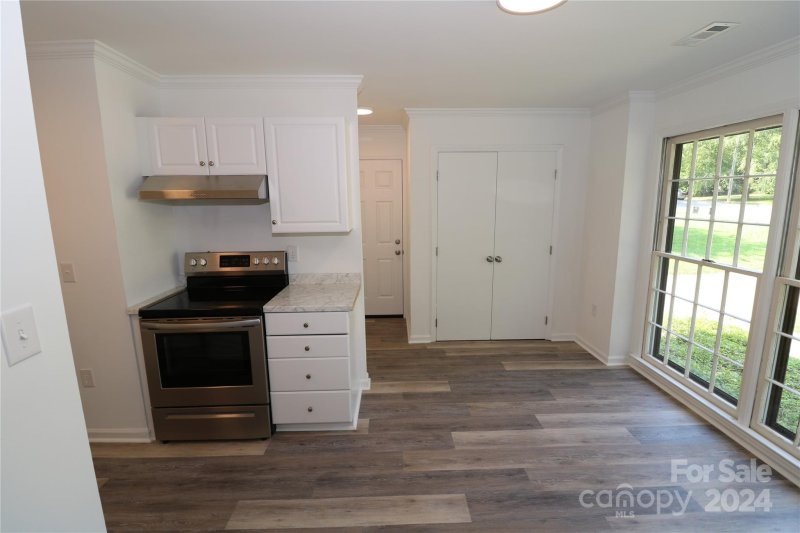 Property image 5 at 7325 Walnut Wood Drive, Charlotte, NC 28227