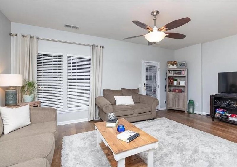 Property image 3 at 960 Coolsprings Lane, Rock Hill, SC 29730