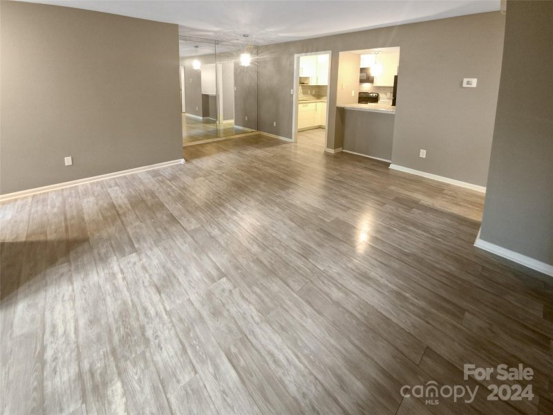 Property image 5 at 1001 Churchill Downs Court, Charlotte, NC 28211