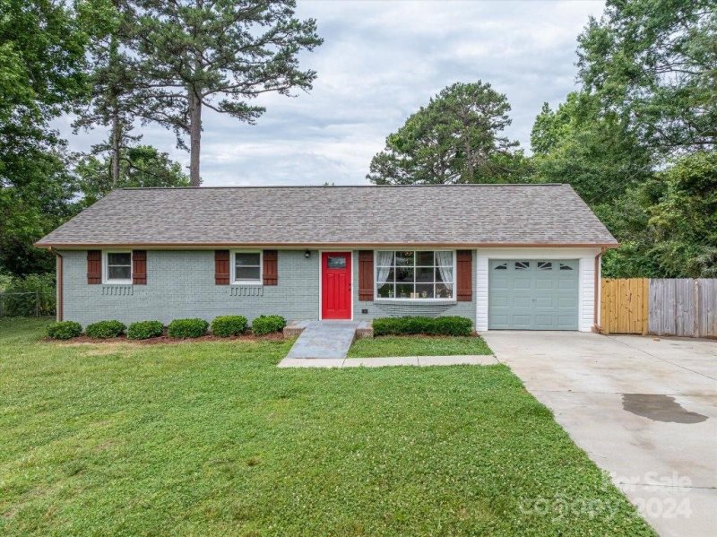 Property image 2 at 3723 Branding Iron Drive, Gastonia, NC 28052