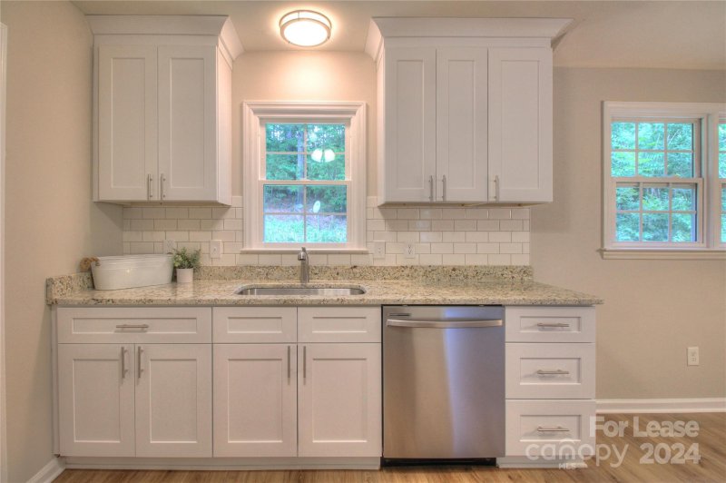 Property image 3 at 409 Howie Street, Waxhaw, NC 28173