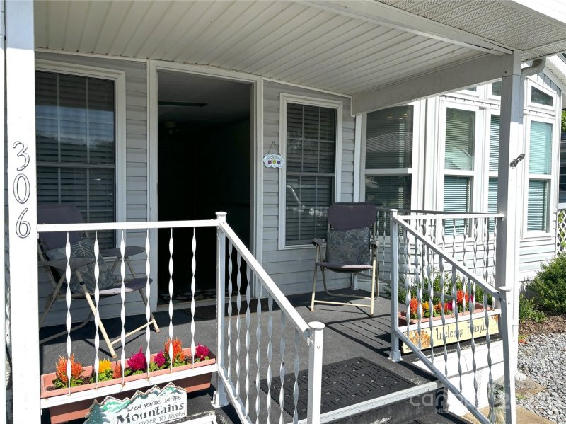 Property image 3 at 306 Mallard Loop, Waynesville, NC 28785