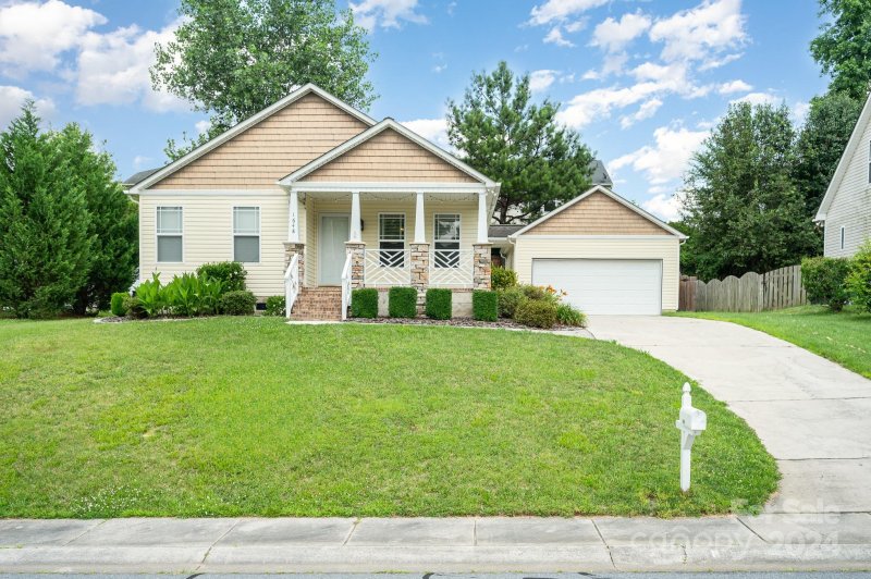 1648 Red Bird Circle