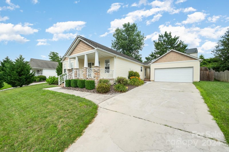 Property image 5 at 1648 Red Bird Circle, Concord, NC 28025