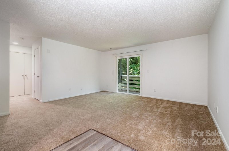 Property image 5 at 9615 Vinca Circle, Charlotte, NC 28213