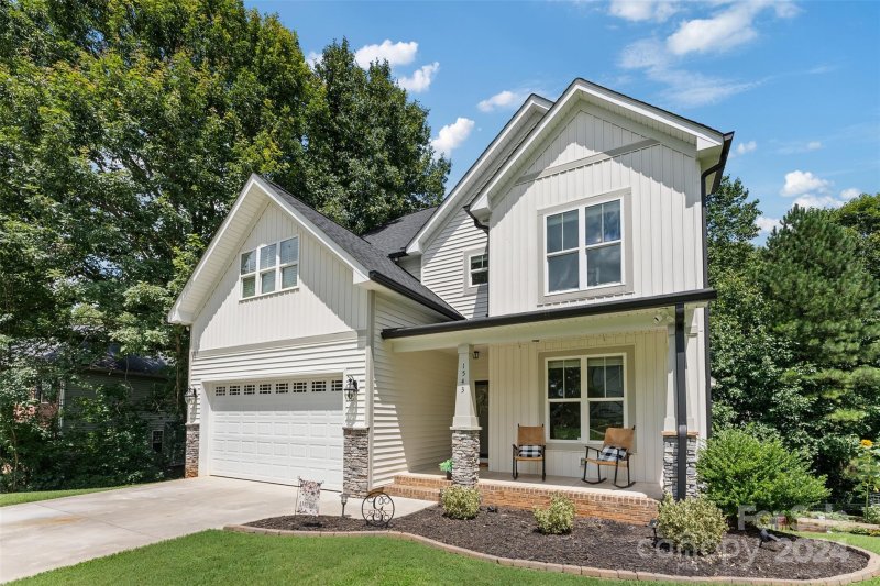 1543 Plantation Trail