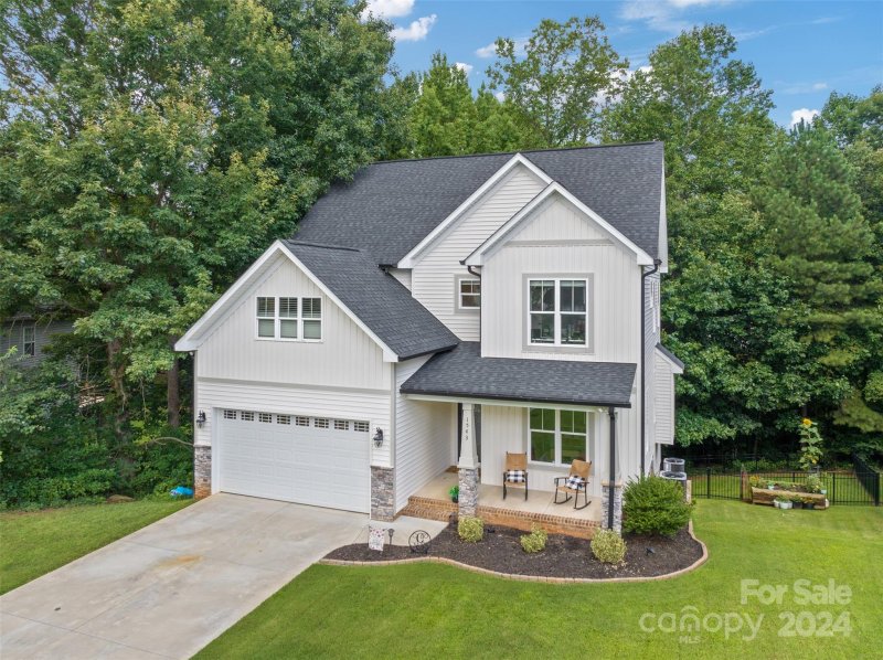 Property image 2 at 1543 Plantation Trail, Gastonia, NC 28056