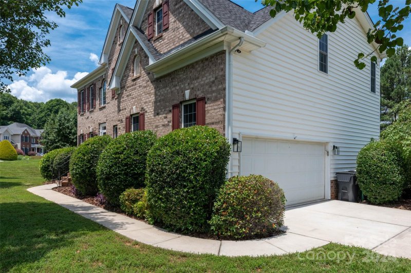 Property image 2 at 11505 Shimmering Lake Drive, Charlotte, NC 28214