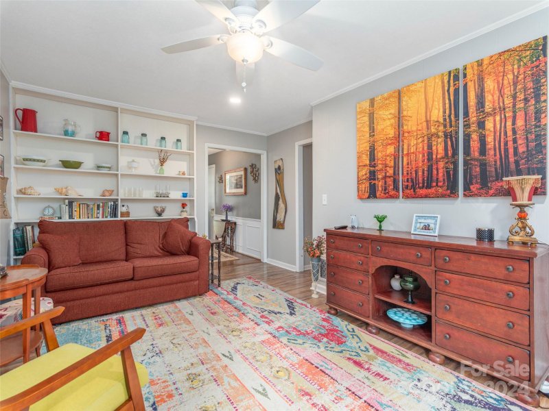 Property image 5 at 521 Pineland Road, Hendersonville, NC 28792