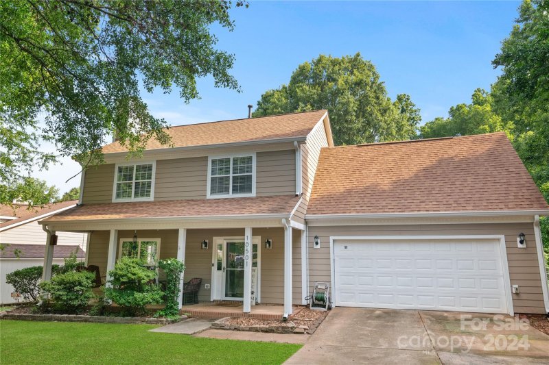 Property image 3 at 10501 Conistan Place, Cornelius, NC 28031