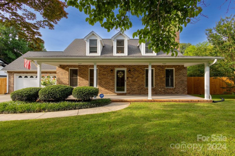 1207 Rocky River Road