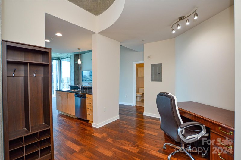 Property image 2 at 210 N Church Street, Charlotte, NC 28202