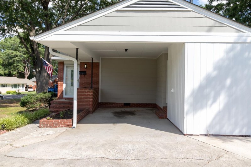 Property image 4 at 1213 East Park Drive, Gastonia, NC 28054