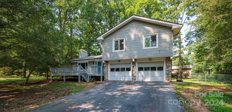 Property image 3 at 14 S Wildwood Lane, Fletcher, NC 28732