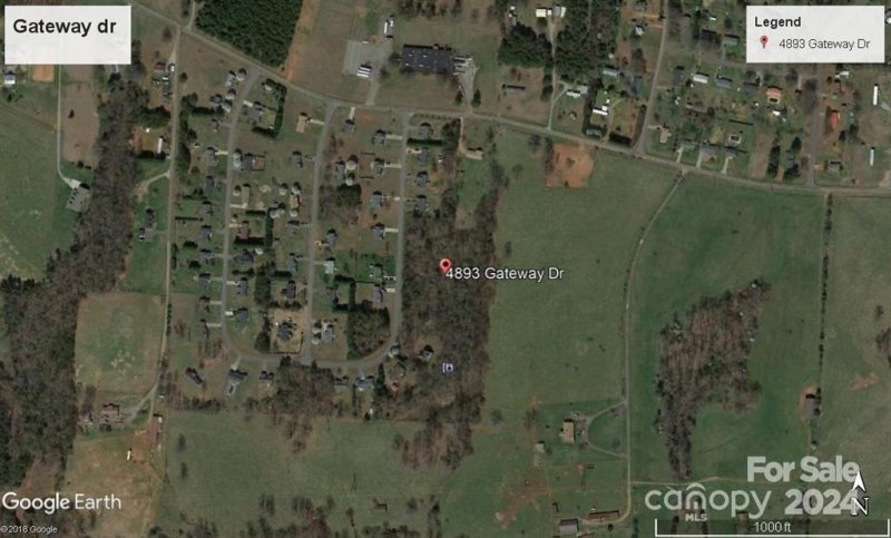 Property image 4 of 4893 Gateway Drive in Southbridge, Claremont, NC 28610