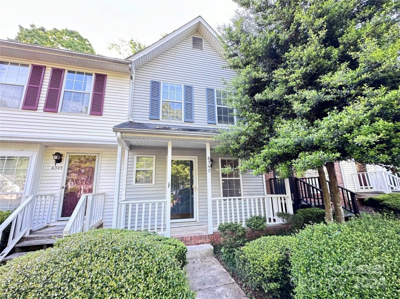 6347 Windsor Gate Lane